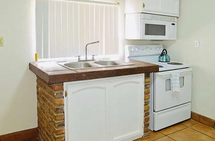Villa In Tranquil Gated Community, 2 Bedroom 2 Bath